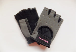 
                  
                    Load image into Gallery viewer, Steel Gray Femme Fitale Fitness Swarovski Crystal Embellished Fitness Gloves
                  
                